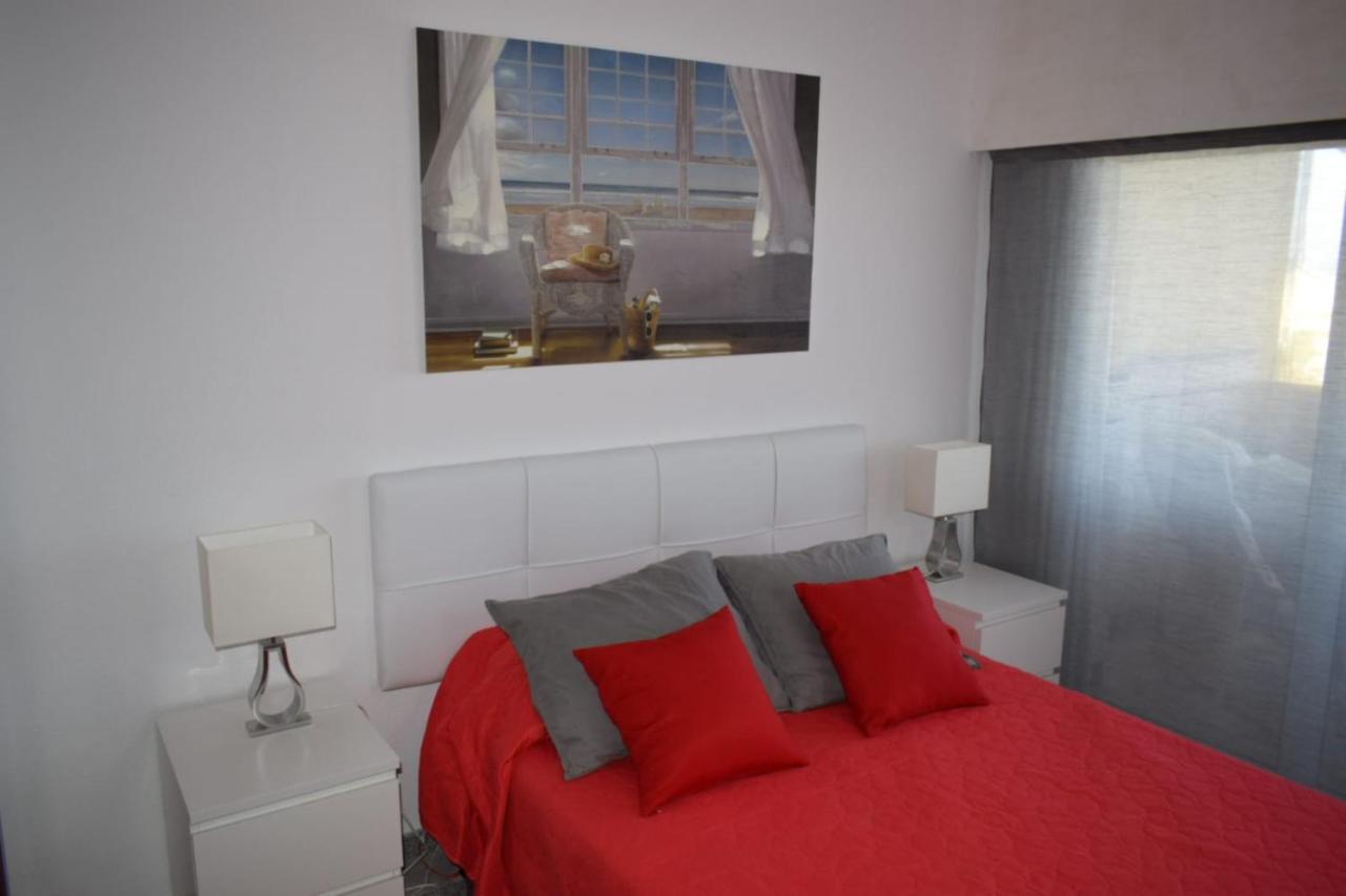 Vistas Frontales Al Mar Apartment *